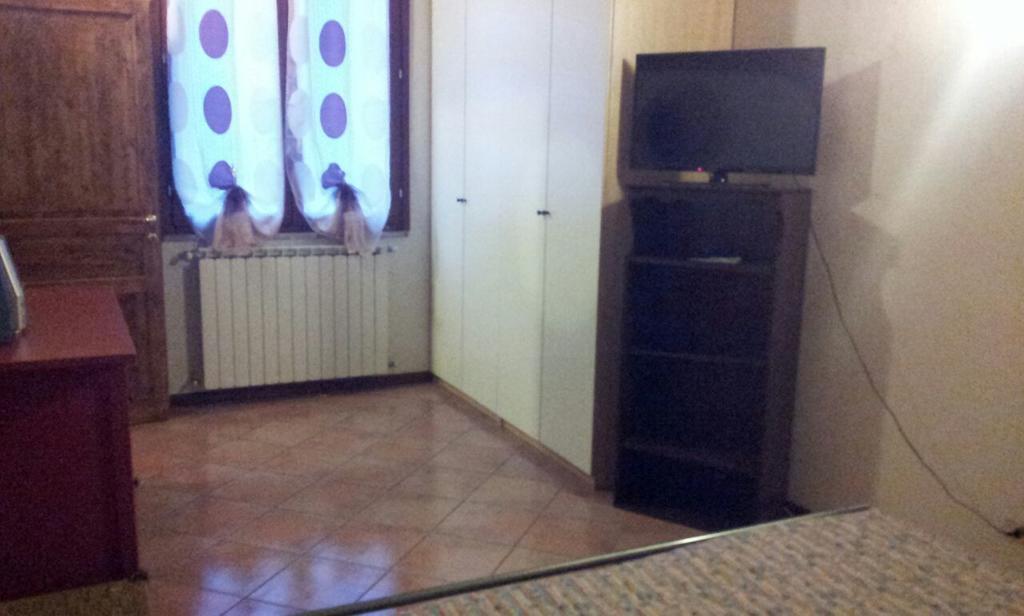 Via Toscana House Парма Стая снимка